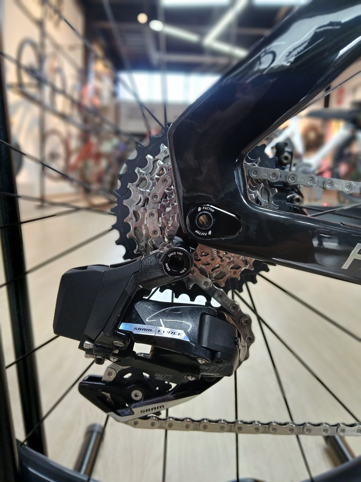 Bicicleta Usada Factor Hanzo Force V2
