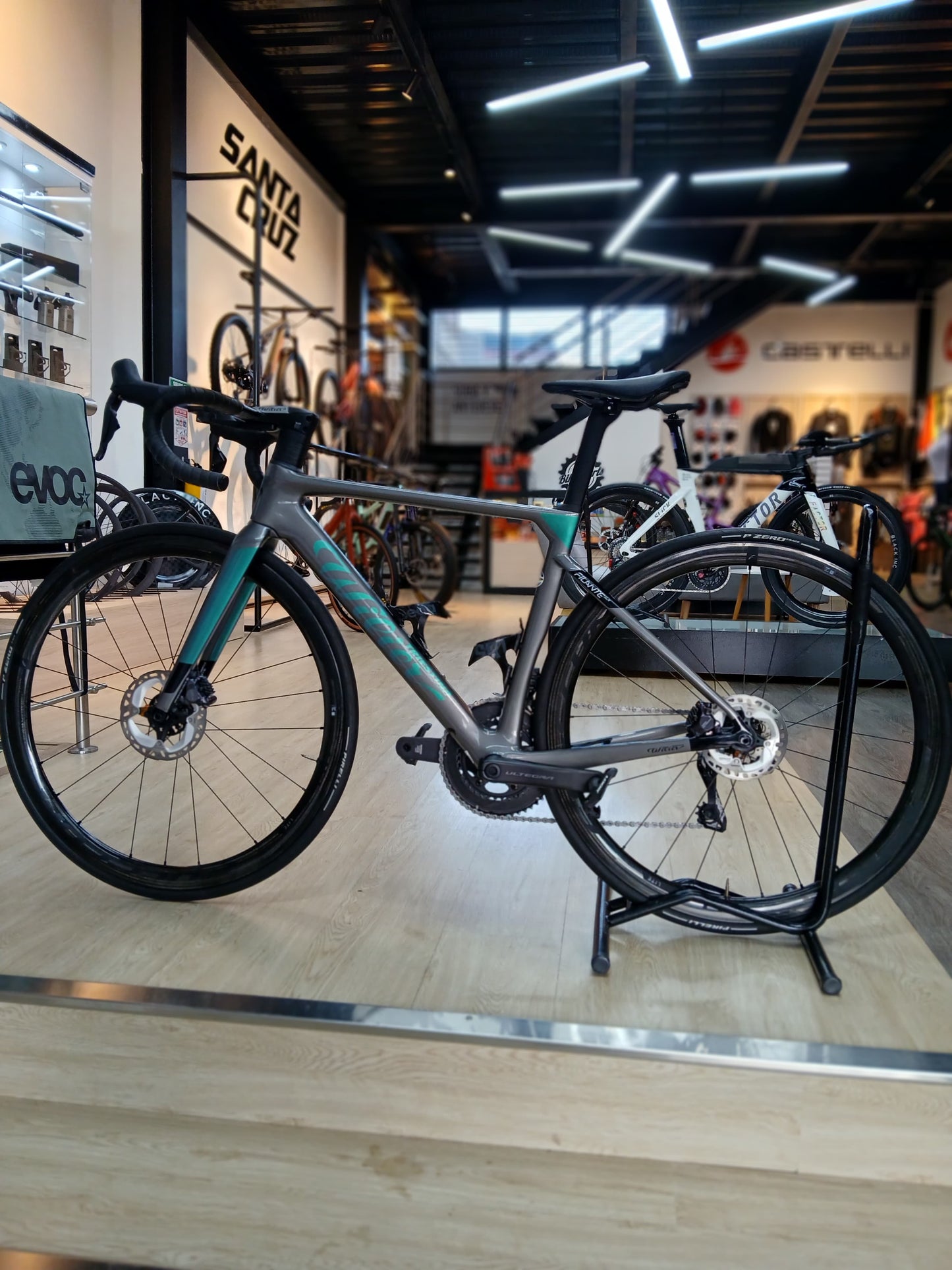 Bicicleta Usada Willer Filante Ultegra DI2