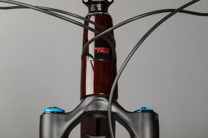 Bicicleta Santa Cruz Nomad C V5 Kit Xt